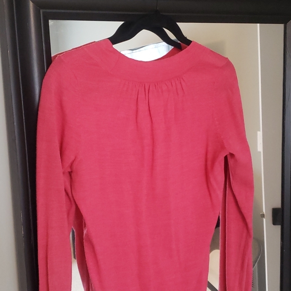 Limited Pink Sweater - Picture 3 of 3